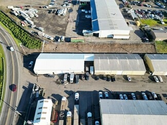 Plus de détails pour 7410 SE Johnson Creek Blvd, Portland, OR - Industriel/Logistique à louer