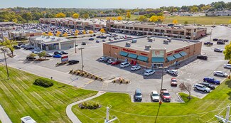 Plus de détails pour 12931-13079 W Center Rd, Omaha, NE - Local commercial à vendre