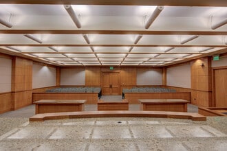 1200 I St, Modesto, CA à louer Photo intérieure– Image 1 sur 26