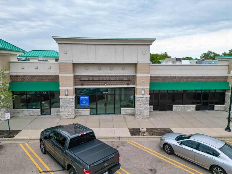 Gary Ave, Carol Stream, IL à louer - Photo de l’immeuble – Image 3 sur 4