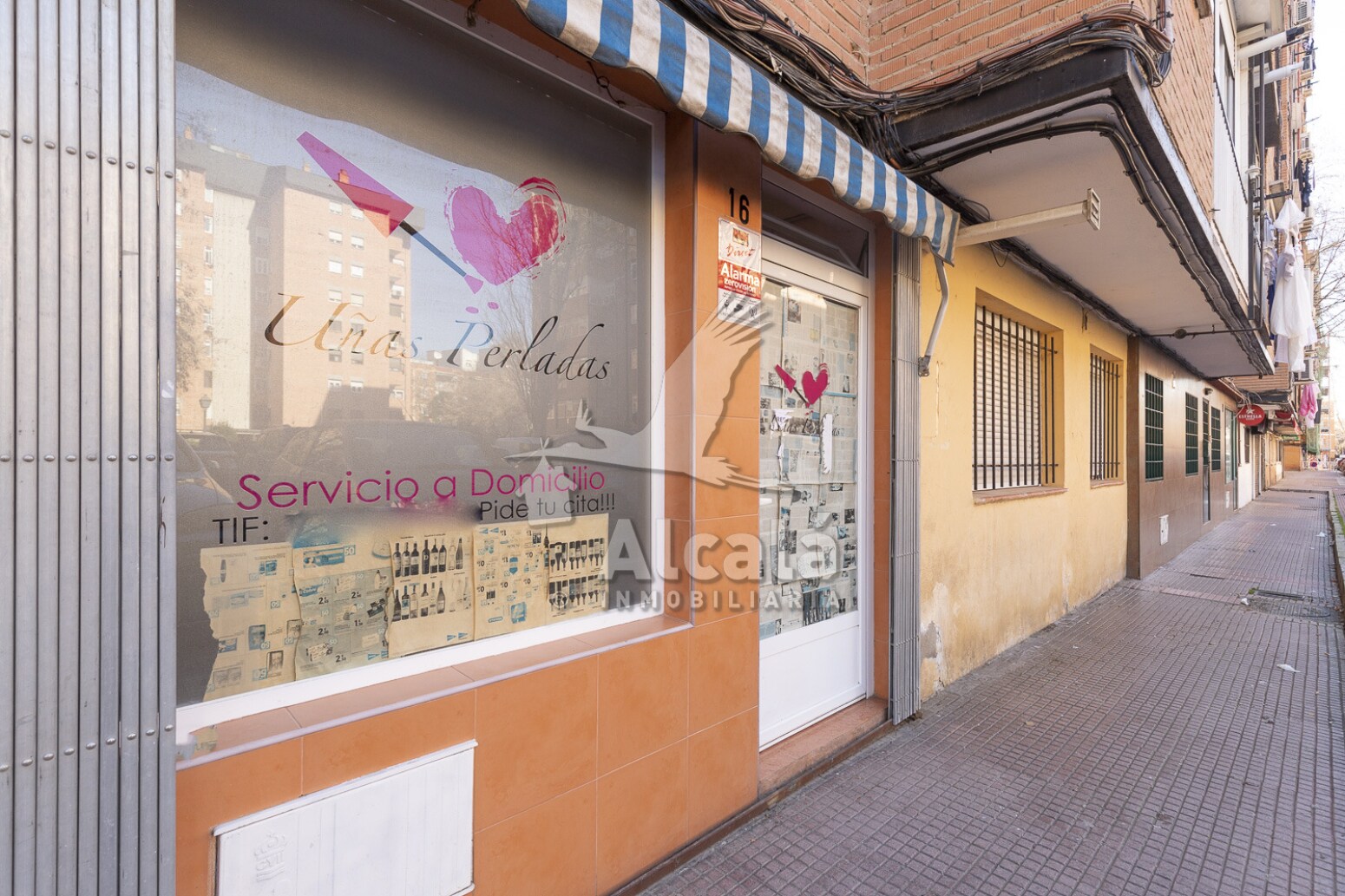 Immeuble residentiel dans Alcalá de Henares, Madrid à vendre Photo principale– Image 1 sur 5