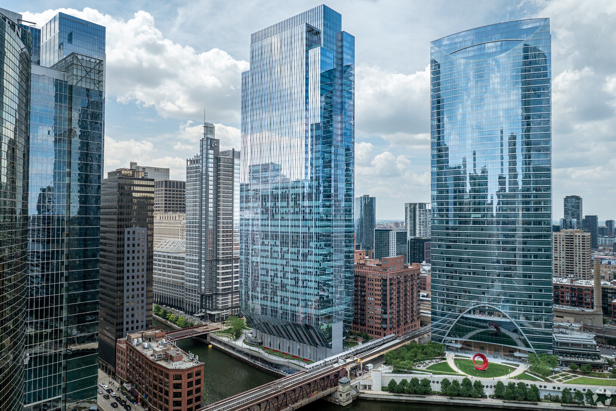 150 N Riverside Plz, Chicago, IL à louer Photo principale– Image 1 sur 31