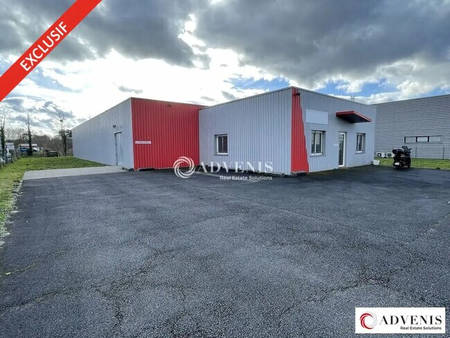 Plus de détails pour Local d’activités à vendre