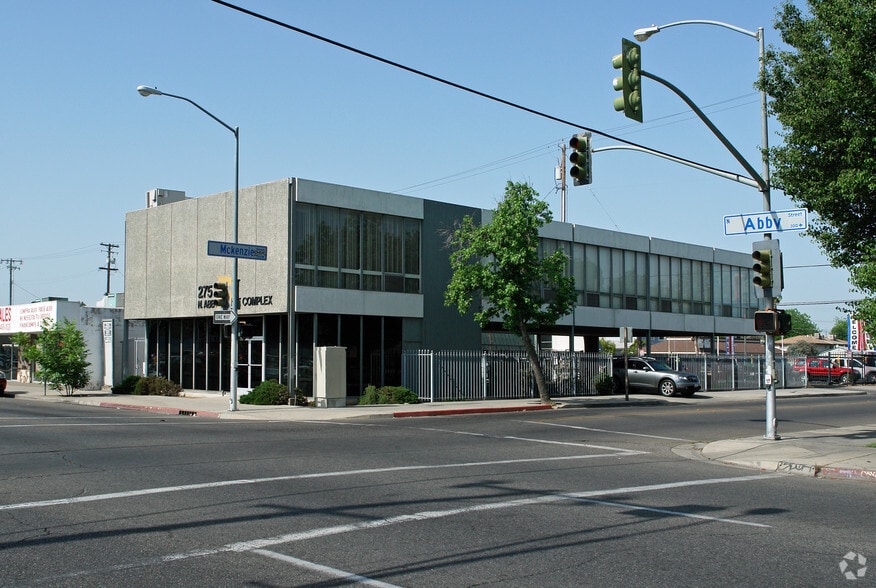 275 N Abby St, Fresno, CA à vendre - Photo principale – Image 2 sur 11