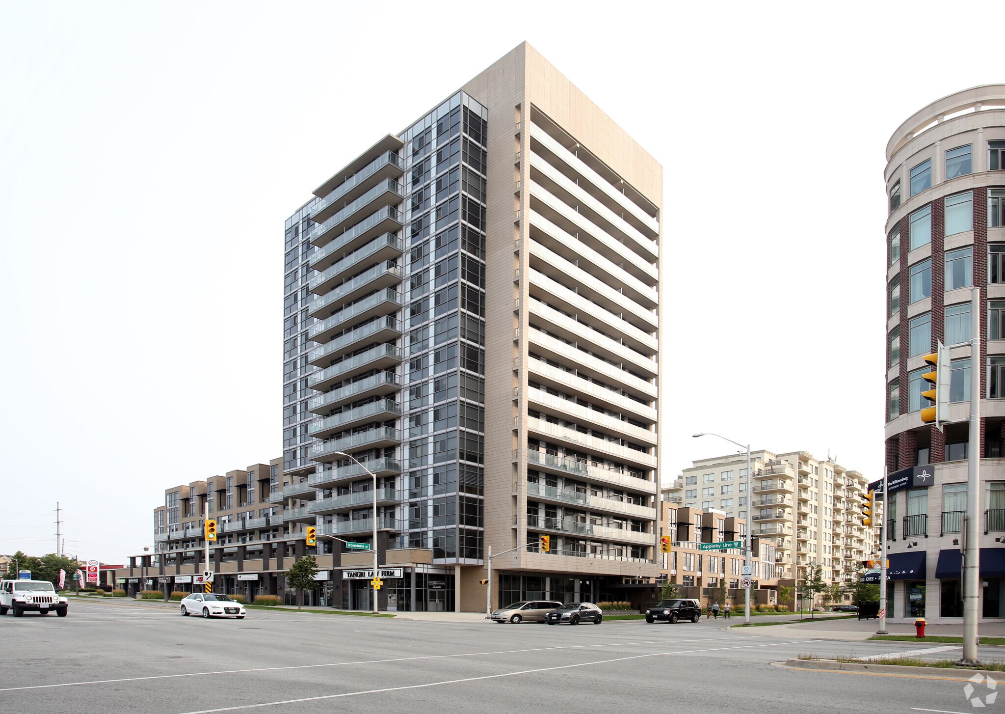 1940 Ironstone Dr, Burlington, ON à vendre Photo principale– Image 1 sur 9