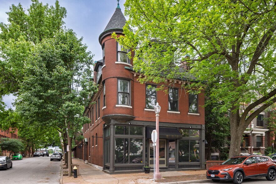 11 S Newstead Ave, Saint Louis, MO à vendre - Photo de l’immeuble – Image 2 sur 51
