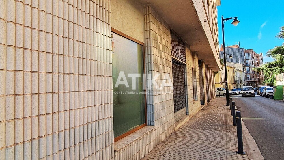 Avinguda Francisco Cerdá, 22, Ontinyent, Valencia à vendre - Photo de l’immeuble – Image 2 sur 14