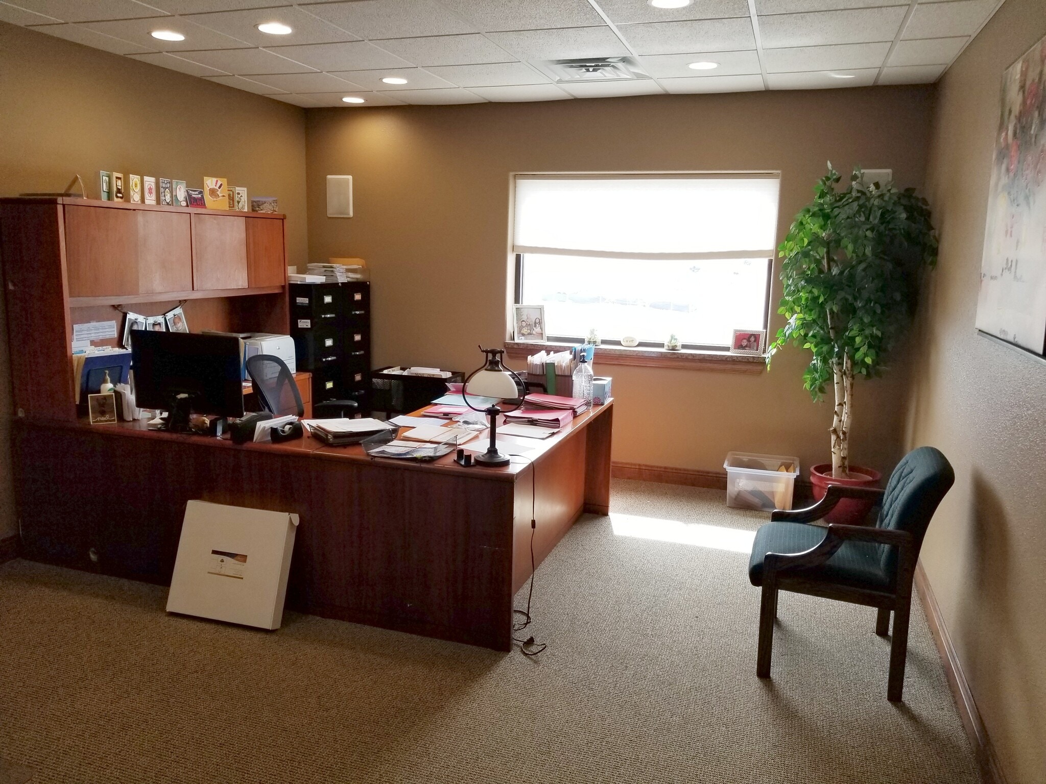 1530 Corporate Center Dr, West Bend, WI à louer Photo intérieure– Image 1 sur 29