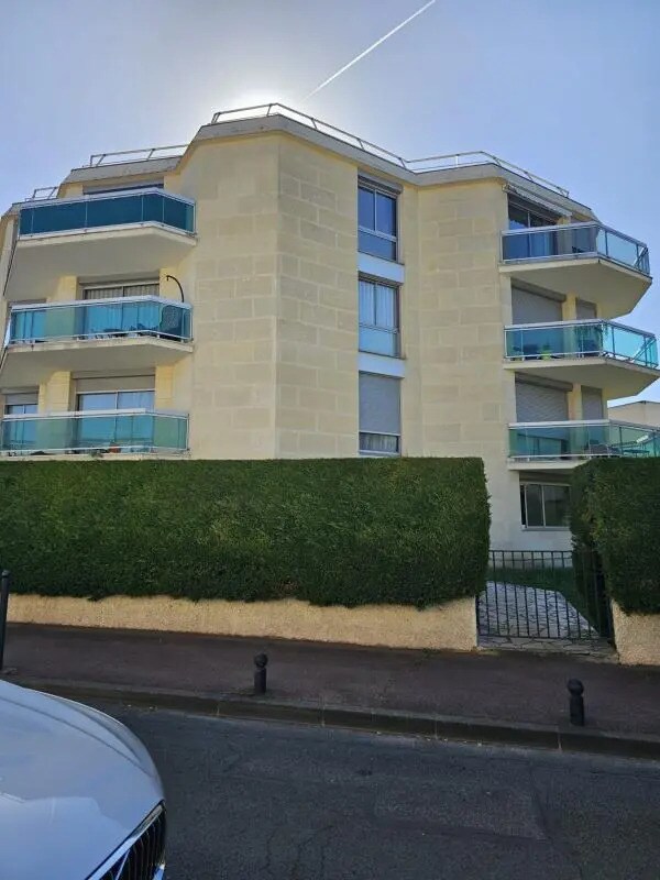 Plus de détails pour Bureau à vendre