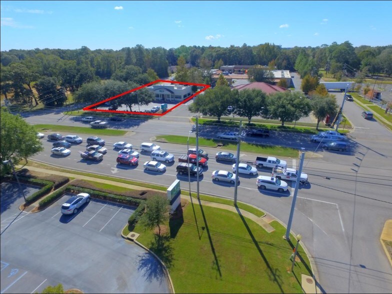 6151 Airport Blvd, Mobile, AL à louer - Aérien – Image 1 sur 15