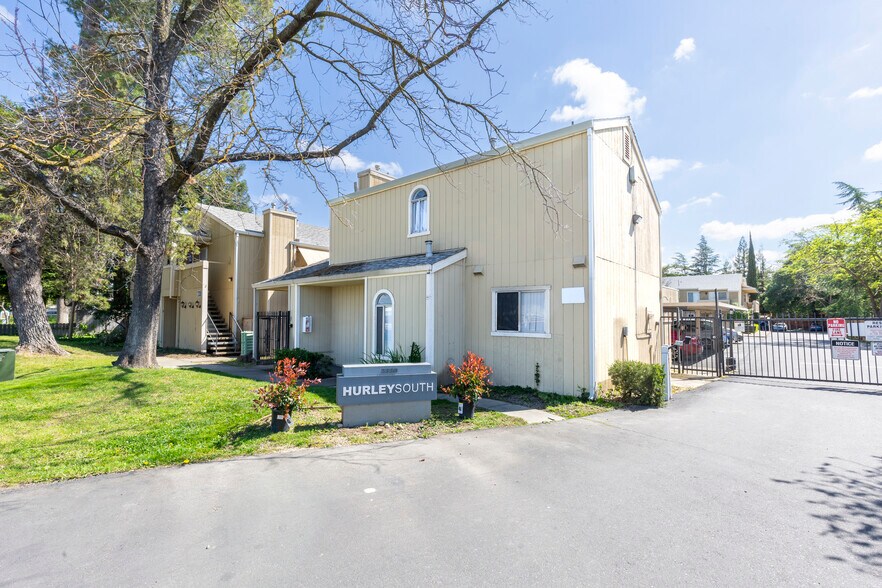 2330 Hurley Way, Sacramento, CA à vendre - Photo principale – Image 1 sur 14