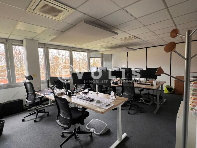 Bureau dans Bruges à louer - Photo intérieure – Image 1 sur 5