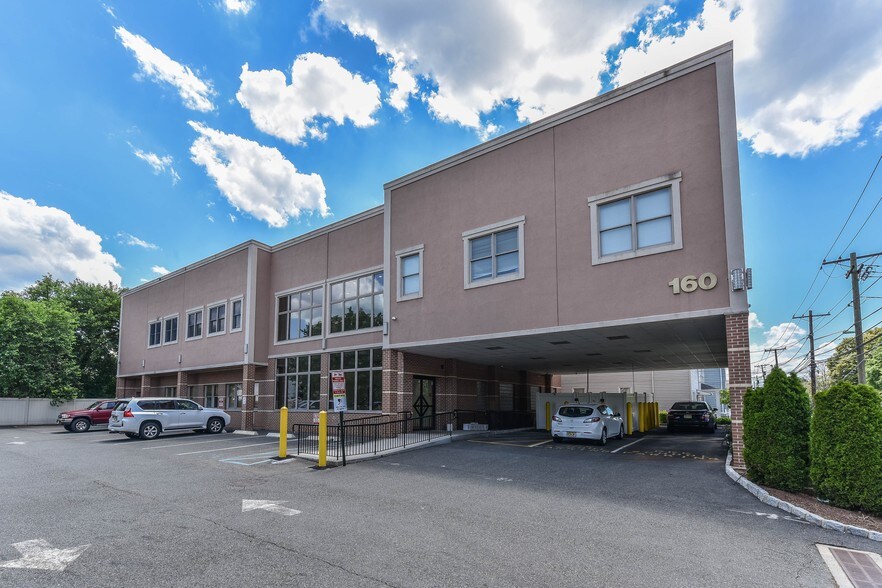 160 Lanza Ave, Garfield, NJ à vendre - Photo de l’immeuble – Image 3 sur 29