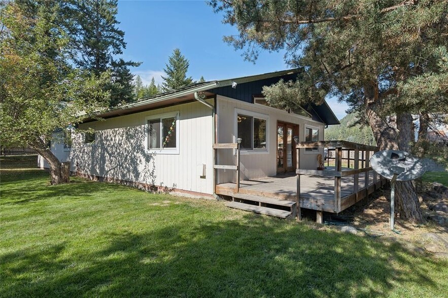 1627 Foothill Rd, Kalispell, MT à vendre - Photo de l’immeuble – Image 2 sur 2