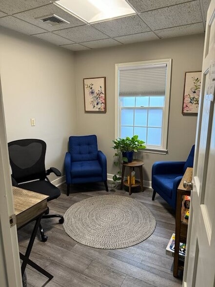 693 E Central St, Franklin, MA à louer - Photo intérieure – Image 3 sur 11