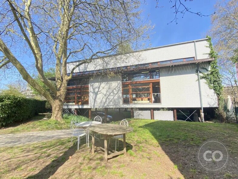 Bureau dans Issy-les-Moulineaux à louer - Photo de l’immeuble – Image 1 sur 6