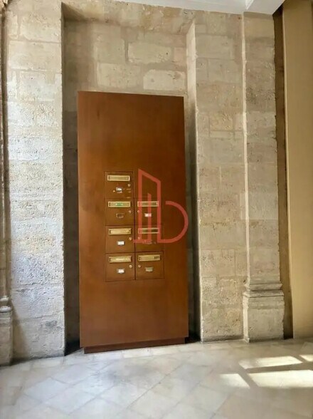 Bureau dans Bordeaux à louer - Photo de l’immeuble – Image 2 sur 7