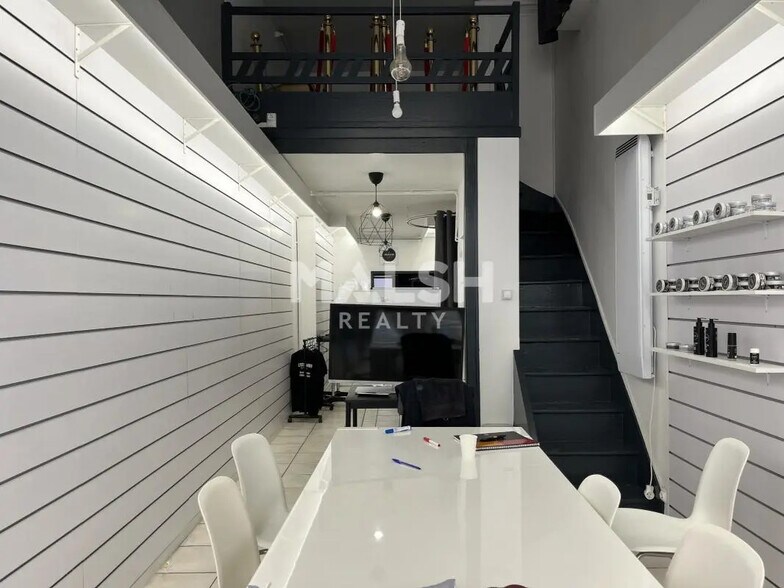 Local commercial dans Lyon à louer - Photo de l’immeuble – Image 3 sur 4