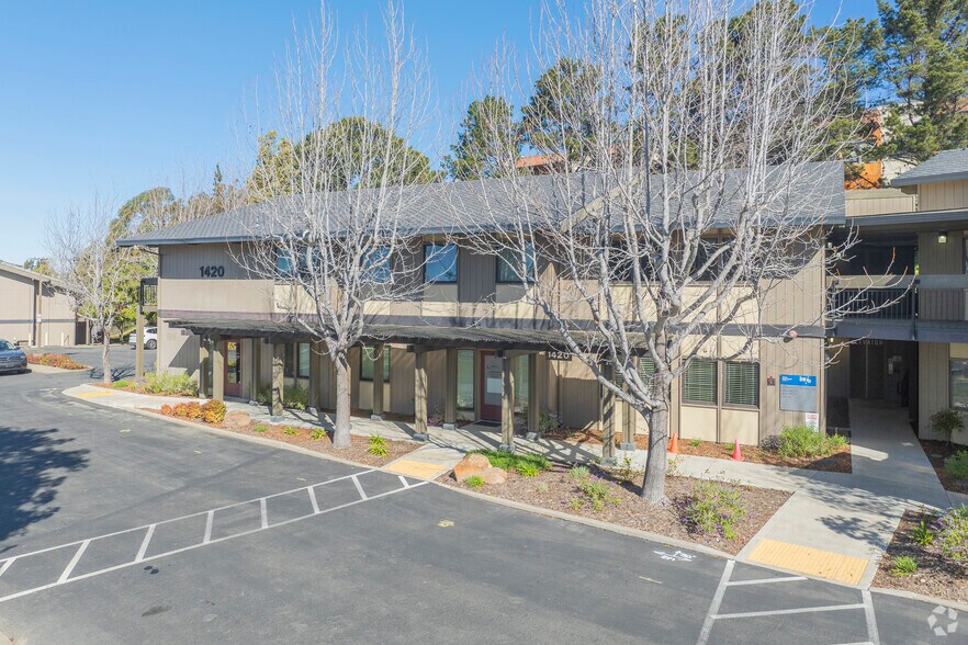 2160 Appian Way, Pinole, CA à louer - Photo de l’immeuble – Image 2 sur 7