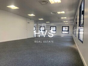 Bureau dans Aix-en-Provence à louer Photo de l’immeuble– Image 2 sur 5