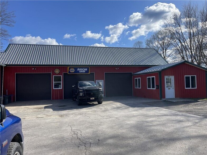 6225 State Highway 28, Fly Creek, NY à vendre - Photo de l’immeuble – Image 2 sur 16
