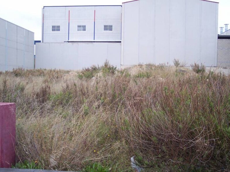 Industriel/Logistique dans Aspe à vendre - Photo de l’immeuble – Image 1 sur 2
