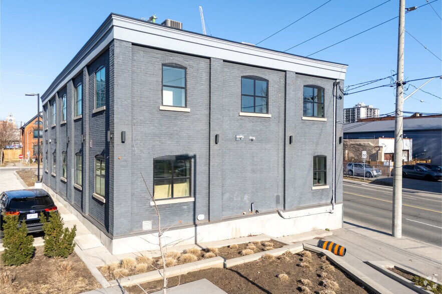 96 Wilson St, Hamilton, ON à louer - Photo de l’immeuble – Image 2 sur 3