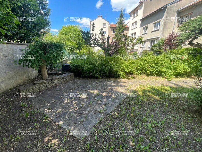 Bureau dans Villers-lès-Nancy à vendre - Photo de l’immeuble – Image 3 sur 14