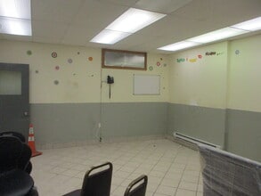 1880 Rockaway Pky, Brooklyn, NY à louer Photo intérieure– Image 1 sur 12