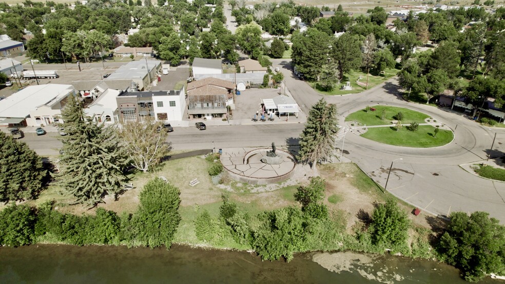 1720 Front St, Fort Benton, MT à vendre - Photo de l’immeuble – Image 2 sur 24