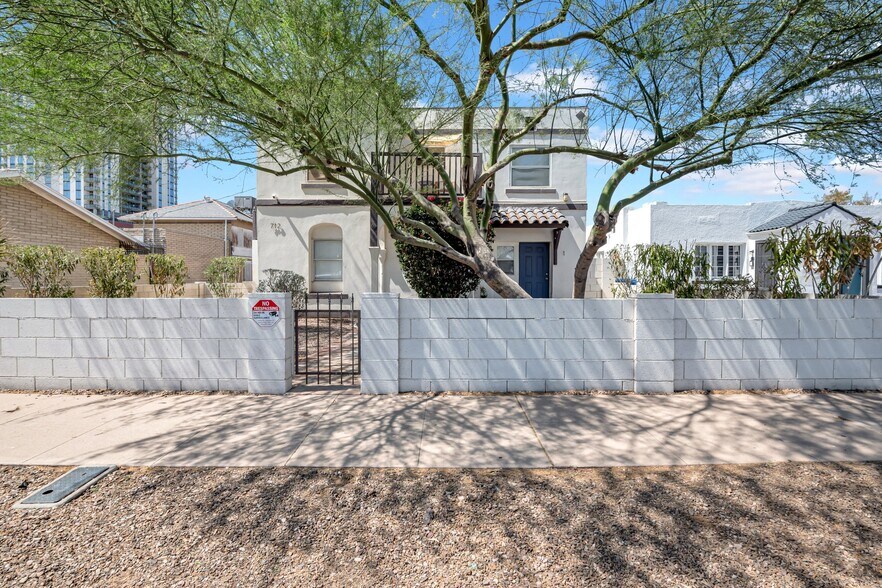 712 E Pierce St, Phoenix, AZ à vendre - Photo de l’immeuble – Image 2 sur 40