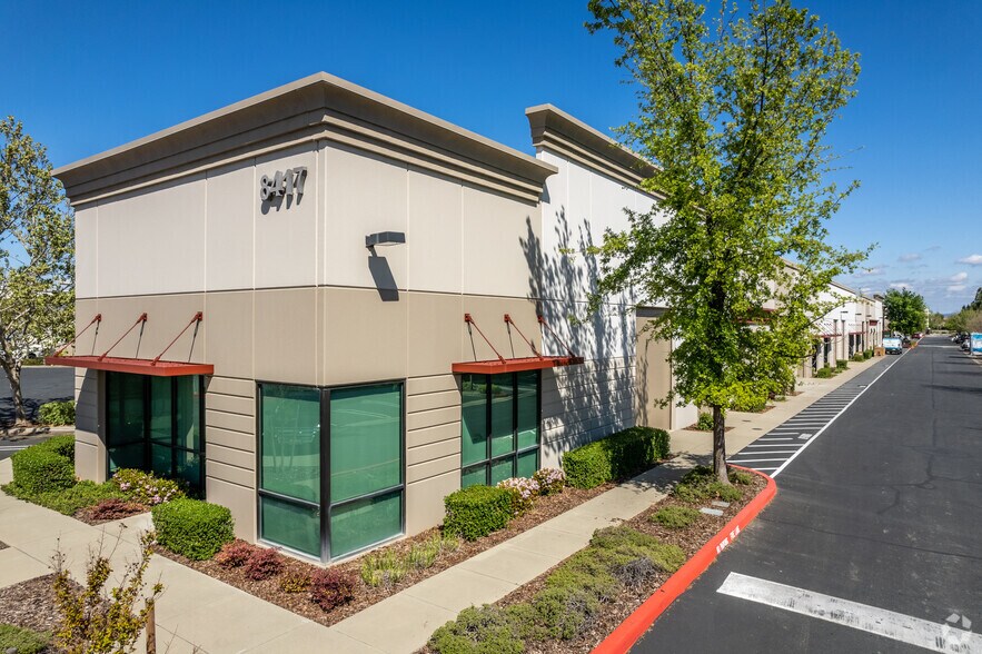 8417 Washington Blvd, Roseville, CA à vendre - Photo principale – Image 1 sur 27