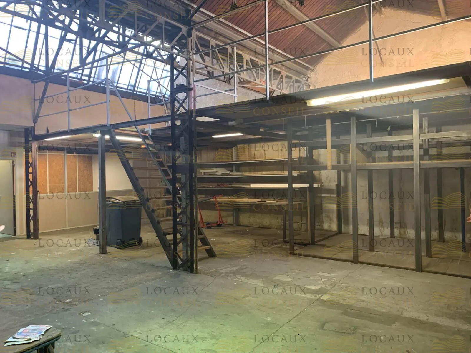 Local d’activités dans Argenteuil à louer Photo intérieure– Image 1 sur 7
