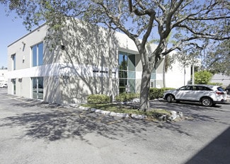 Plus de détails pour 4949-4993 SW 74th Ct, Miami, FL - Local d'activités à louer