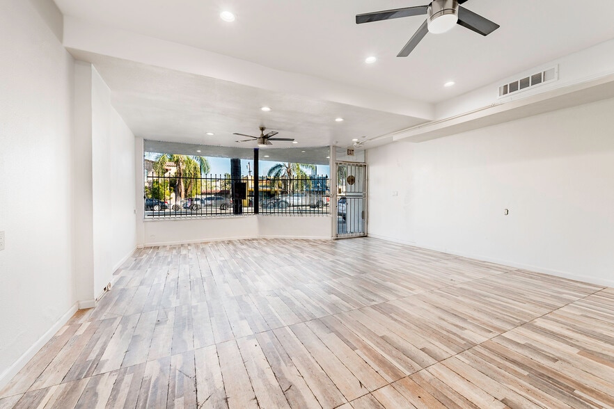 2185-2189 Pacific Ave, Long Beach, CA à louer - Photo de l’immeuble – Image 3 sur 14