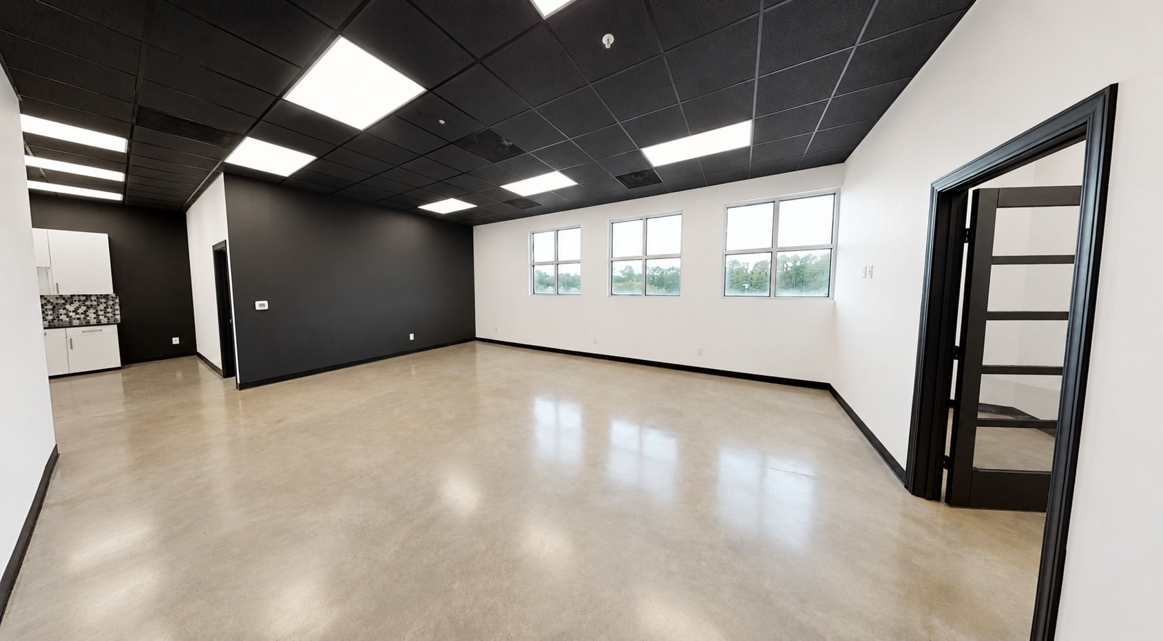 525 Woodland Square Blvd, Conroe, TX à louer Photo intérieure– Image 1 sur 3