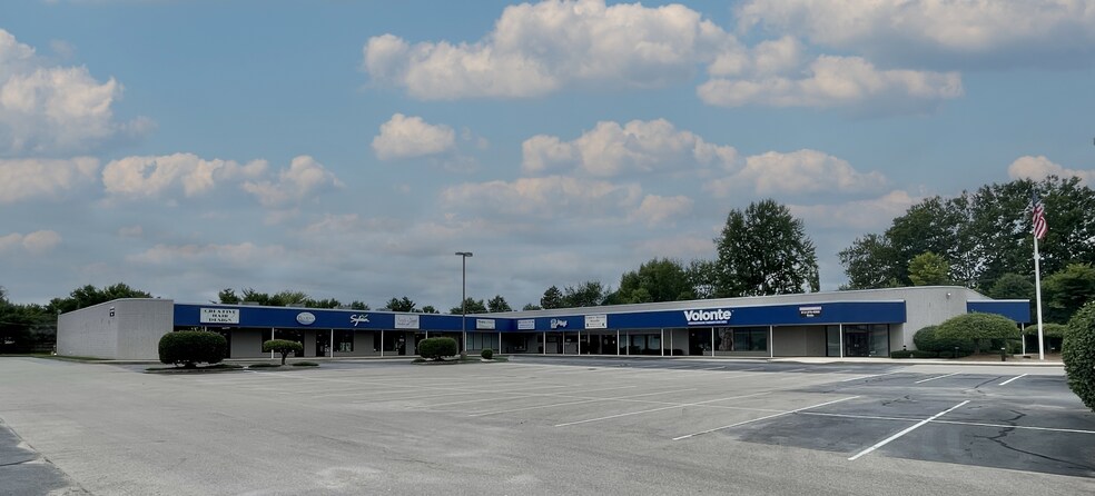 3136 N National Rd, Columbus, IN à louer - Photo de l’immeuble – Image 2 sur 14