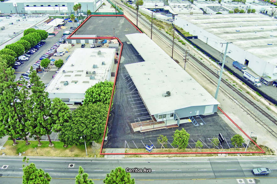 333 W & 501 E Cerritos Ave, Anaheim, CA à vendre - Photo principale – Image 1 sur 1