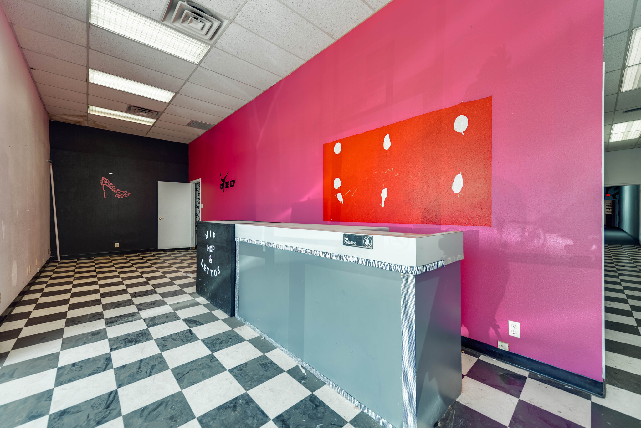 2701-2755 N Grandview Ave, Odessa, TX à louer Photo intérieure– Image 1 sur 8