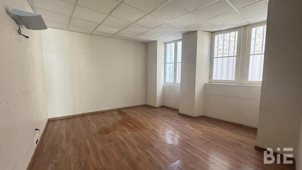 Local commercial dans Bordeaux à vendre - Photo intérieure – Image 2 sur 3