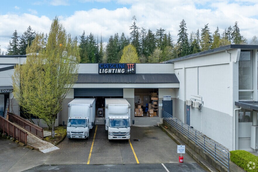 11251 120th Ave NE, Kirkland, WA à louer - Photo de l’immeuble – Image 2 sur 8