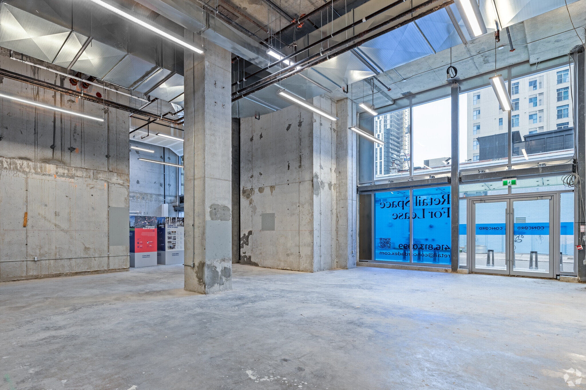 591 Yonge St, Toronto, ON à louer Photo intérieure– Image 1 sur 6