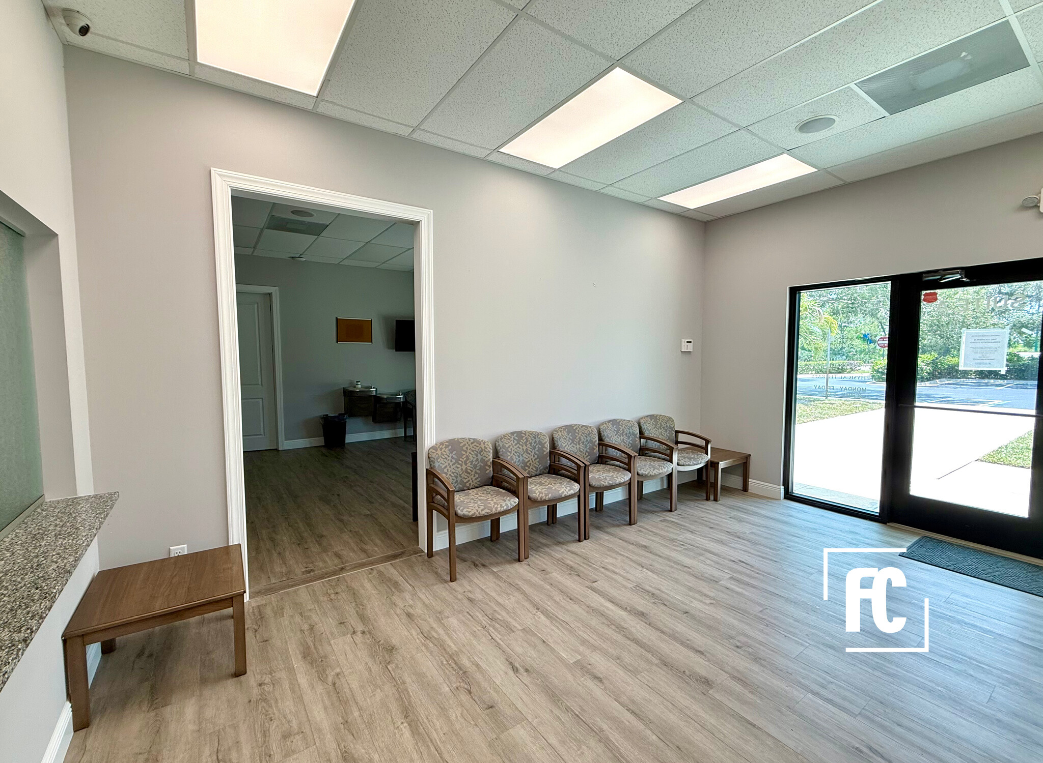 9955 SE Federal Hwy, Hobe Sound, FL à louer Photo intérieure– Image 1 sur 18