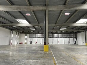 Bureau dans Corbas à louer Photo intérieure– Image 1 sur 4