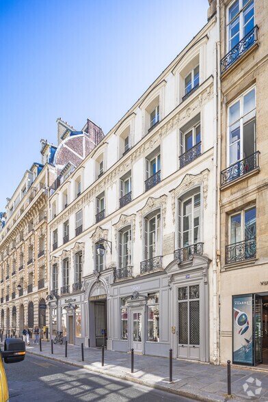 30 Rue Boissy D'Anglas, Paris à louer - Photo de l’immeuble – Image 3 sur 8