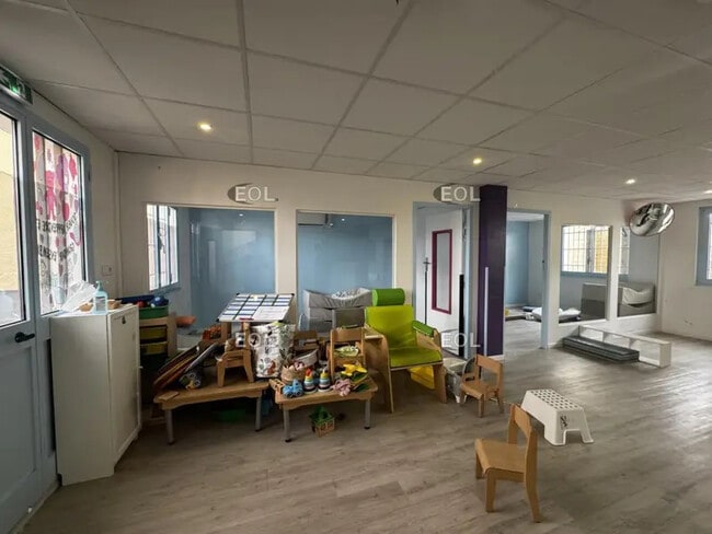 Plus de détails pour Bureau à louer