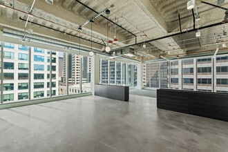 1015 2nd Ave, Seattle, WA à louer Photo intérieure– Image 2 sur 10