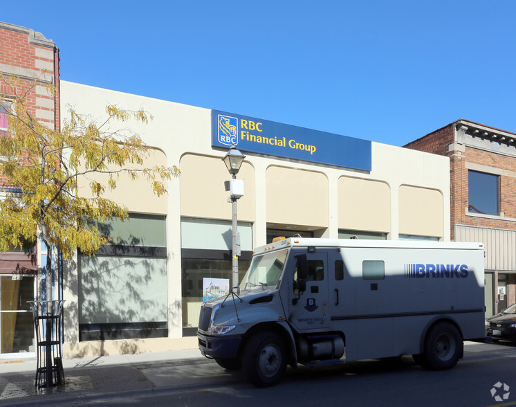 4491 Queen St, Niagara Falls, ON à vendre - Photo de l’immeuble – Image 2 sur 2