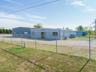 Plus de détails pour 700 N Main St, Lexington, OK - Industriel/Logistique à louer