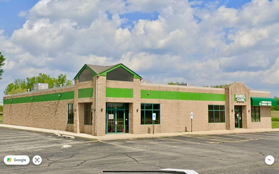 7358 N Cherryvale Mall Dr, Rockford, IL à louer - Photo de l’immeuble – Image 2 sur 22